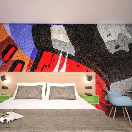 Ibis Styles Clamart Gare Grand Paris Экстерьер фото