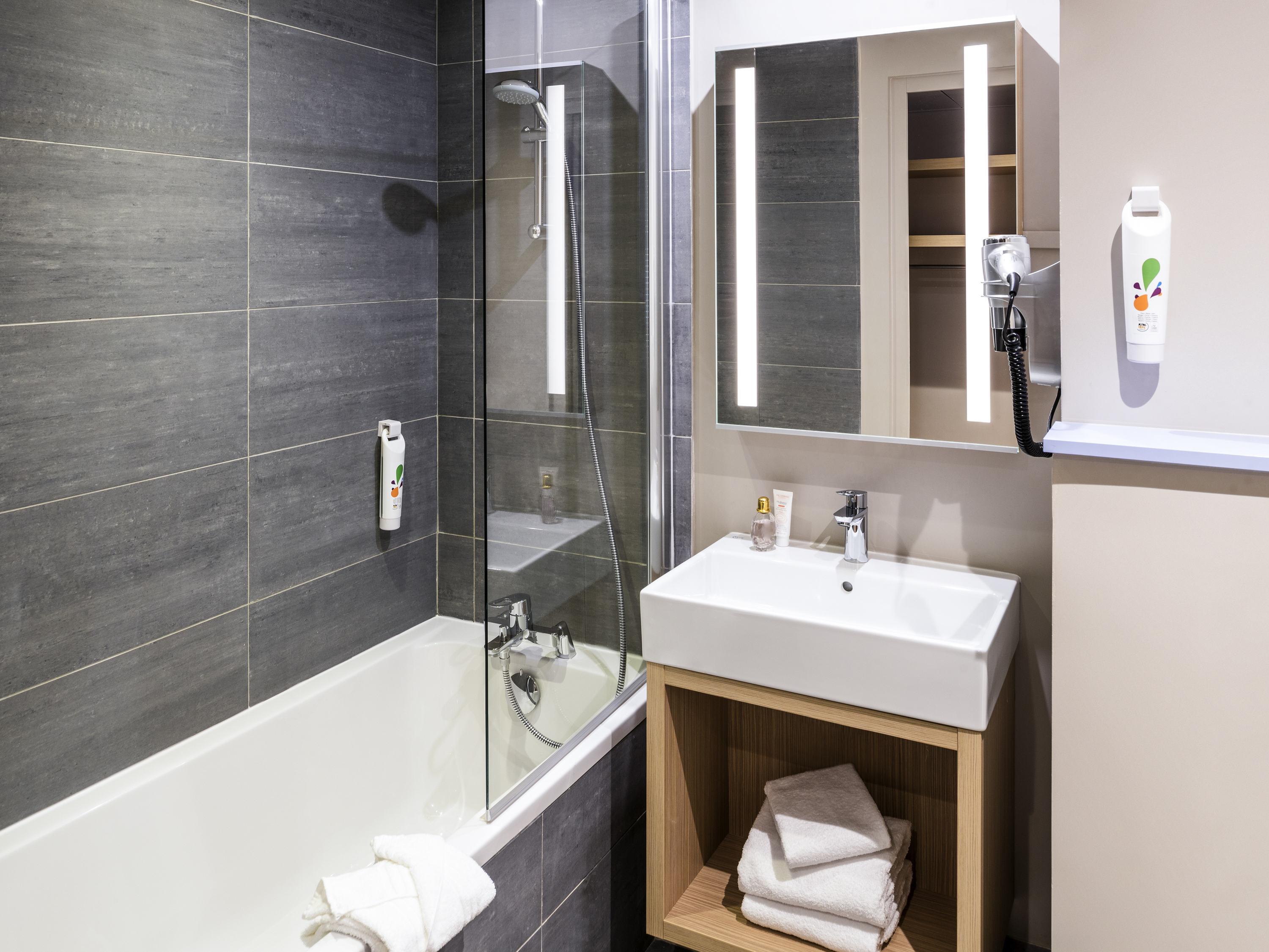 Ibis Styles Clamart Gare Grand Paris Экстерьер фото